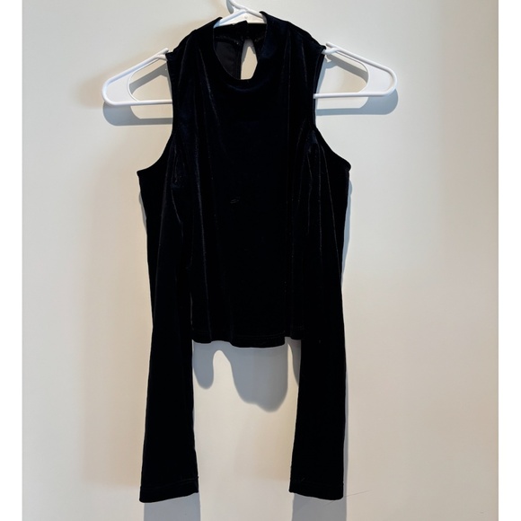 Black Velvet Cold Shoulder Mock Neck Cropped Long Sleeve Top - Picture 1 of 2